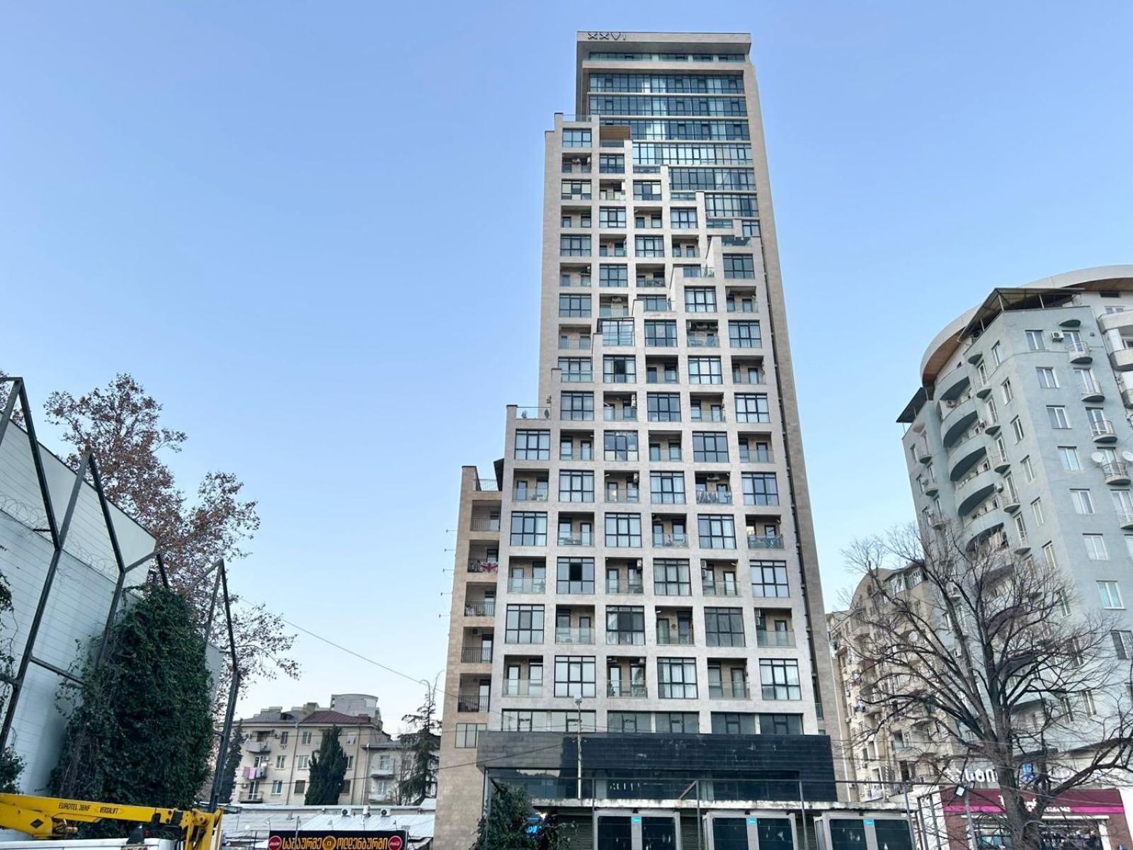 City Center - Next To Holiday Inn -2Br Apartment 트빌리시 외부 사진