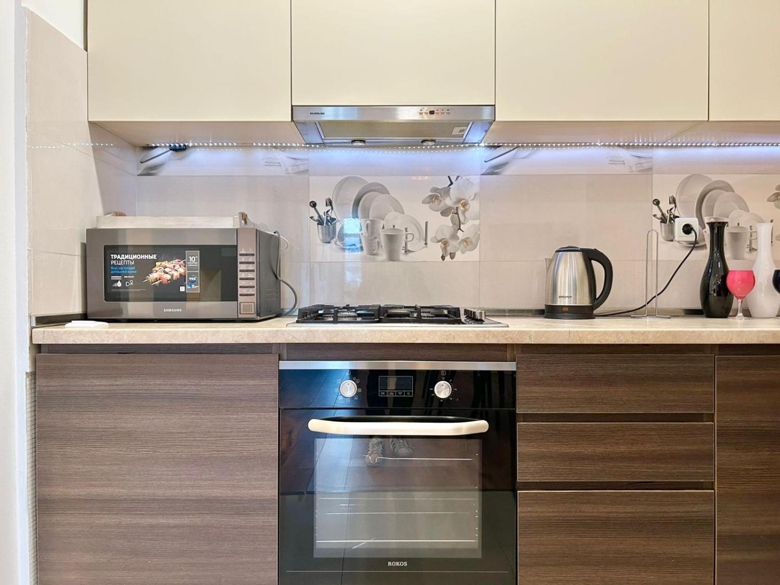 City Center - Next To Holiday Inn -2Br Apartment 트빌리시 외부 사진