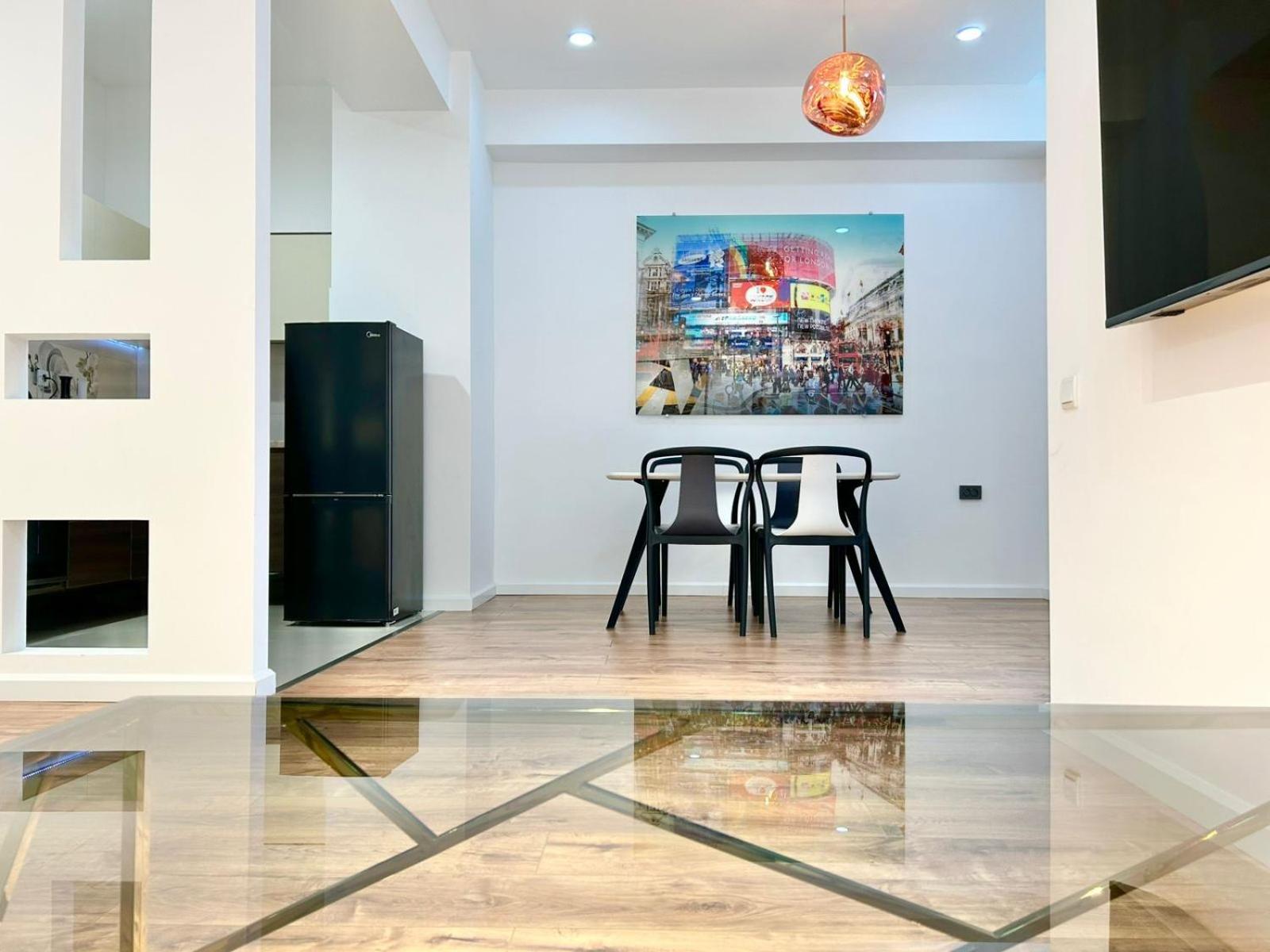 City Center - Next To Holiday Inn -2Br Apartment 트빌리시 외부 사진
